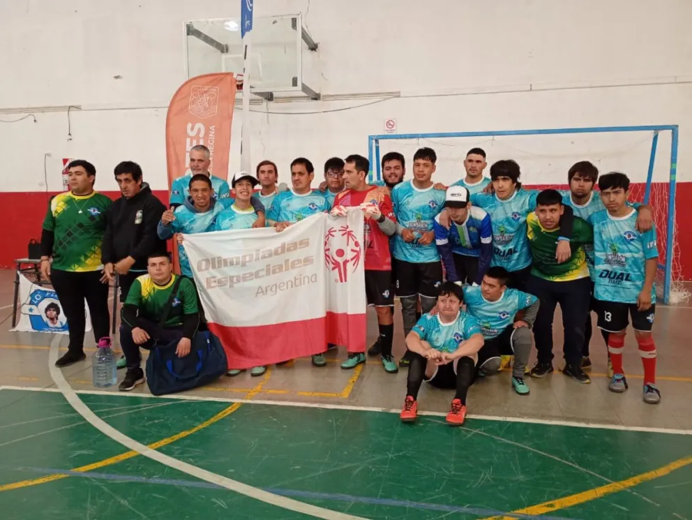 "Sentimos un enorme orgullo por nuestros jugadores, verlos crecer dentro y fuera de la cancha nos llena de alegría", expresaron desde la comisión de madres y padres. (Foto: gentileza)