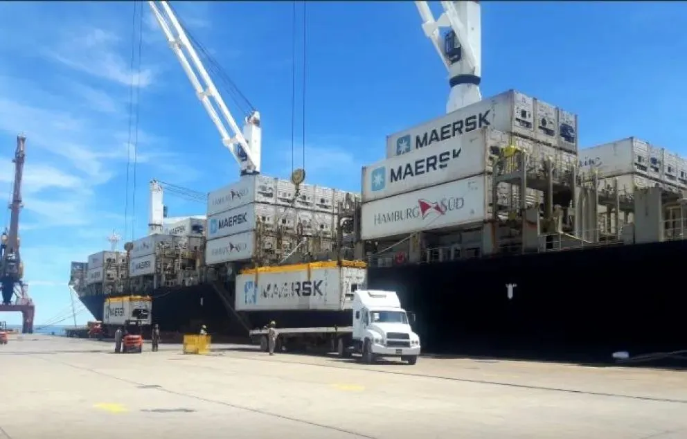 Las actividades en el puerto de San Antonio Este.