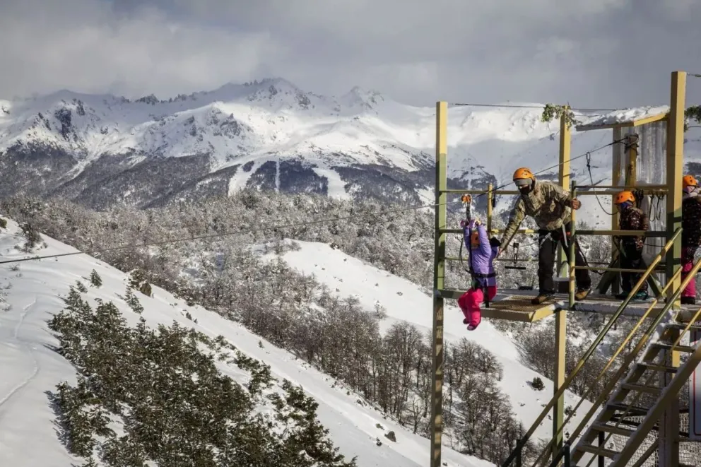 Atención de lunes a lunes en Teleférico Cerro Otto de Bariloche 