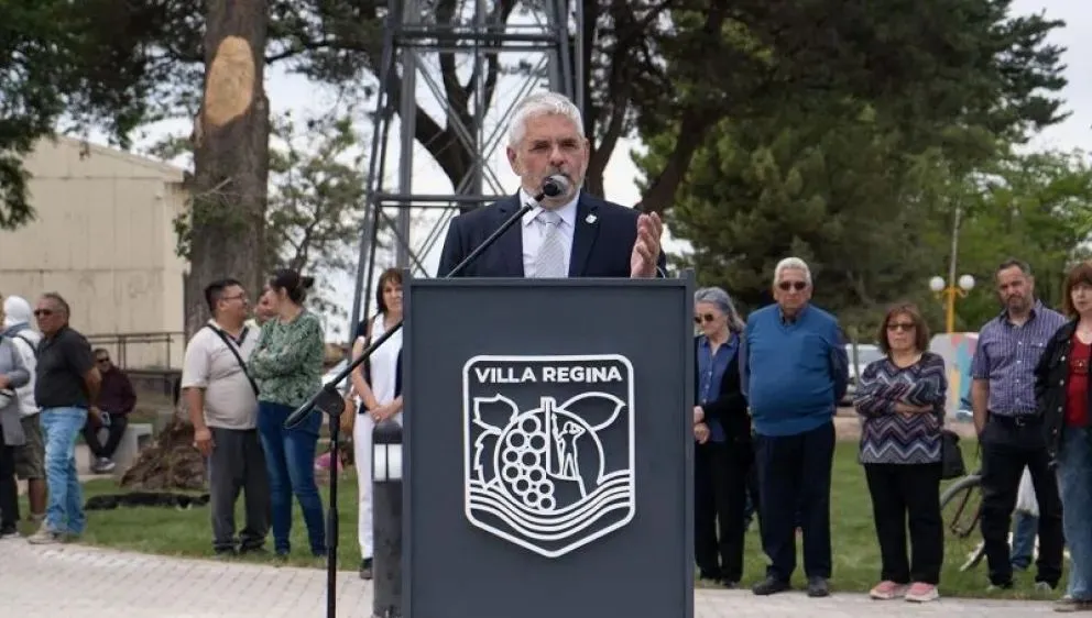 Previo al acto por el Día de la Independencia, Albrieu también cuestionó duramente el cierre de Vialidad (foto archivo LCR).