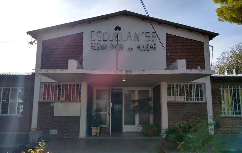 La Escuela Primaria N° 58 celebra este 9 de julio los 60 años de la inauguración de su edificio propio. (Foto archivo)