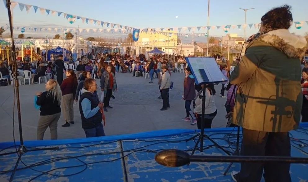 La peña folclórica tuvo una muy buena participación de vecinos de la localidad. (Fotos gentileza)