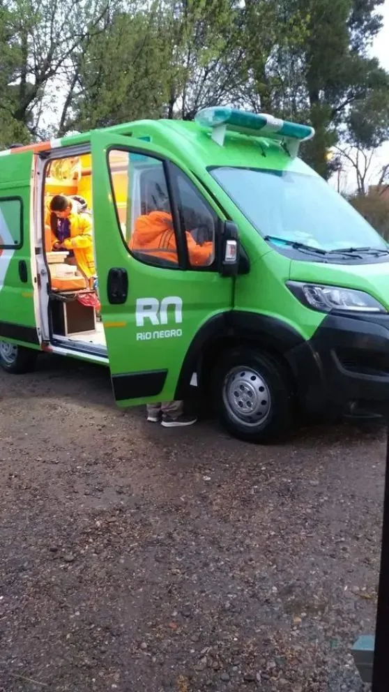 El ataque ocurrió este jueves en Neuquén casi Las Heras, barrio Tiro Federal. El herido fue trasladado al hospital. Foto (ANR)
