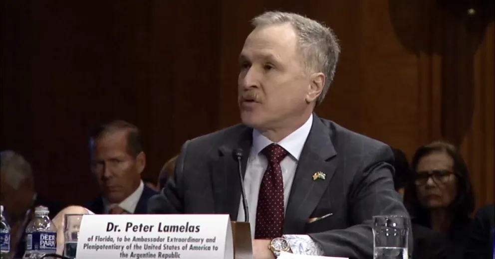 El embajador Peter Lamelas.