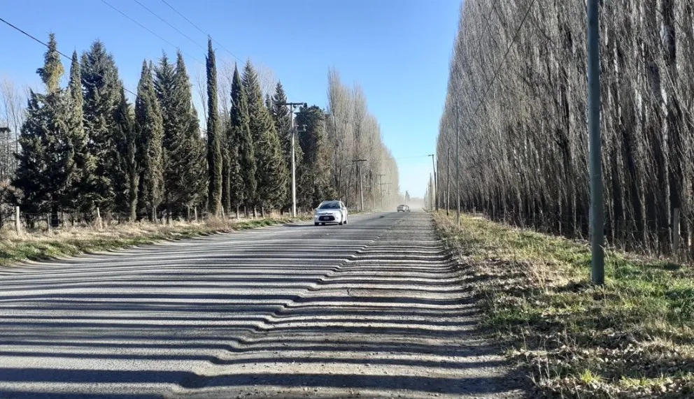 El ataque ocurrió cuando la víctima caminaba en el sector rural de avenida Cipolletti y Km. Nardini (foto archivo LCR).