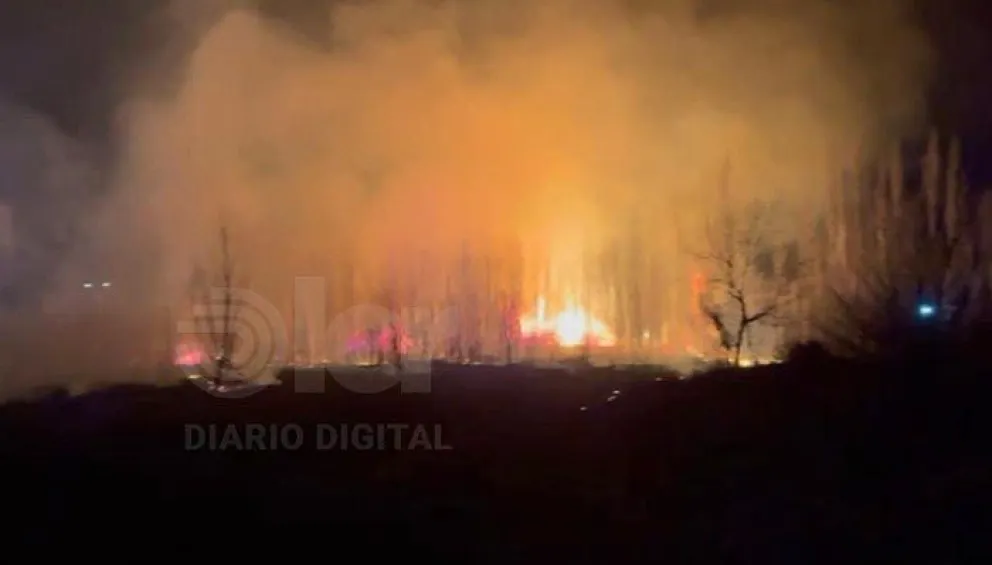 La última intervención ocurrió minutos antes de las 22 (Foto gentileza bomberos VR).