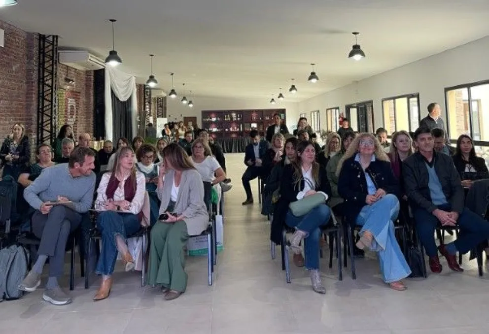 El acto comenzó a las 10,30. De un total de 40 proyectos, hoy los finalistas se elegirán entre seis propuestas. 