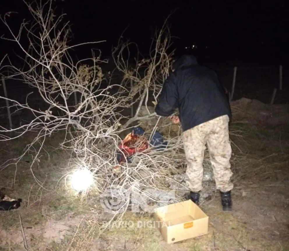 Desde Ganadería se dispuso que la carne decomisada fuese incinerada (Foto Policía RN).