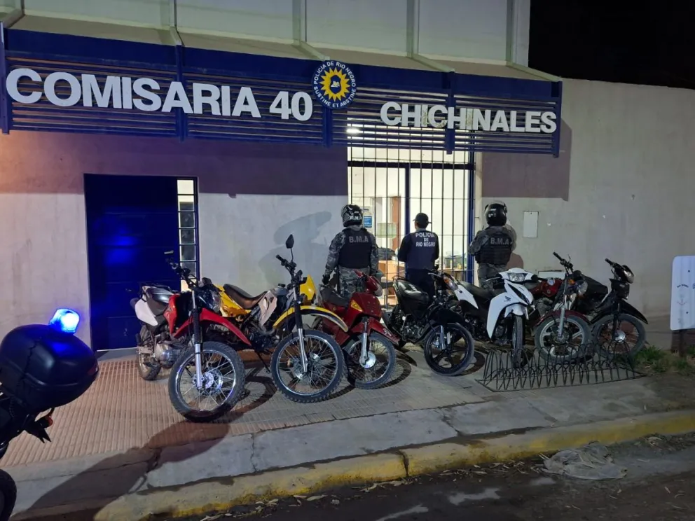 Además de las 6 motos retenidas, se secuestró una Honda Tornado de 150 cc que fue robada en Cipolletti. 