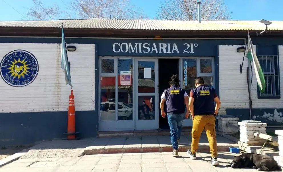 Hubo un gran despliegue policial en la comisaría 21 el martes. Foto (Tania Domenicucci-ANR)