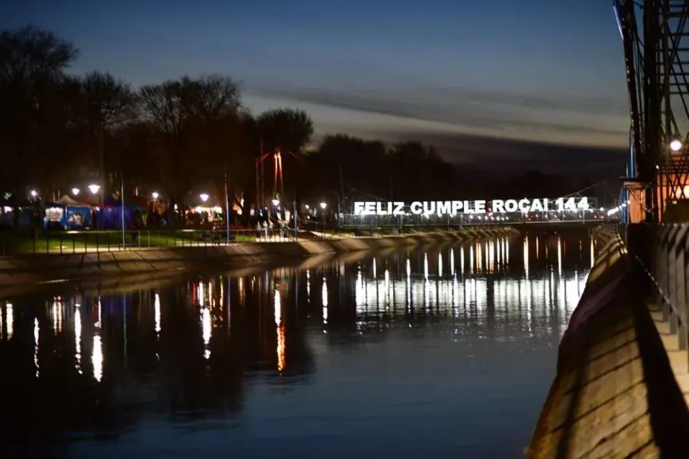 Roca festeja su aniversario con la mirada puesta en el futuro, pero con la memoria viva de quienes, desde hace 146 años, la hicieron crecer entre esfuerzo y esperanza. Foto (Archivo ANR)