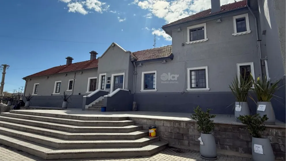 Los concejales reginense empezarán a analizar un proyecto para regular la acción de limpiavidrios y artistas callejeros. Foto: archivo