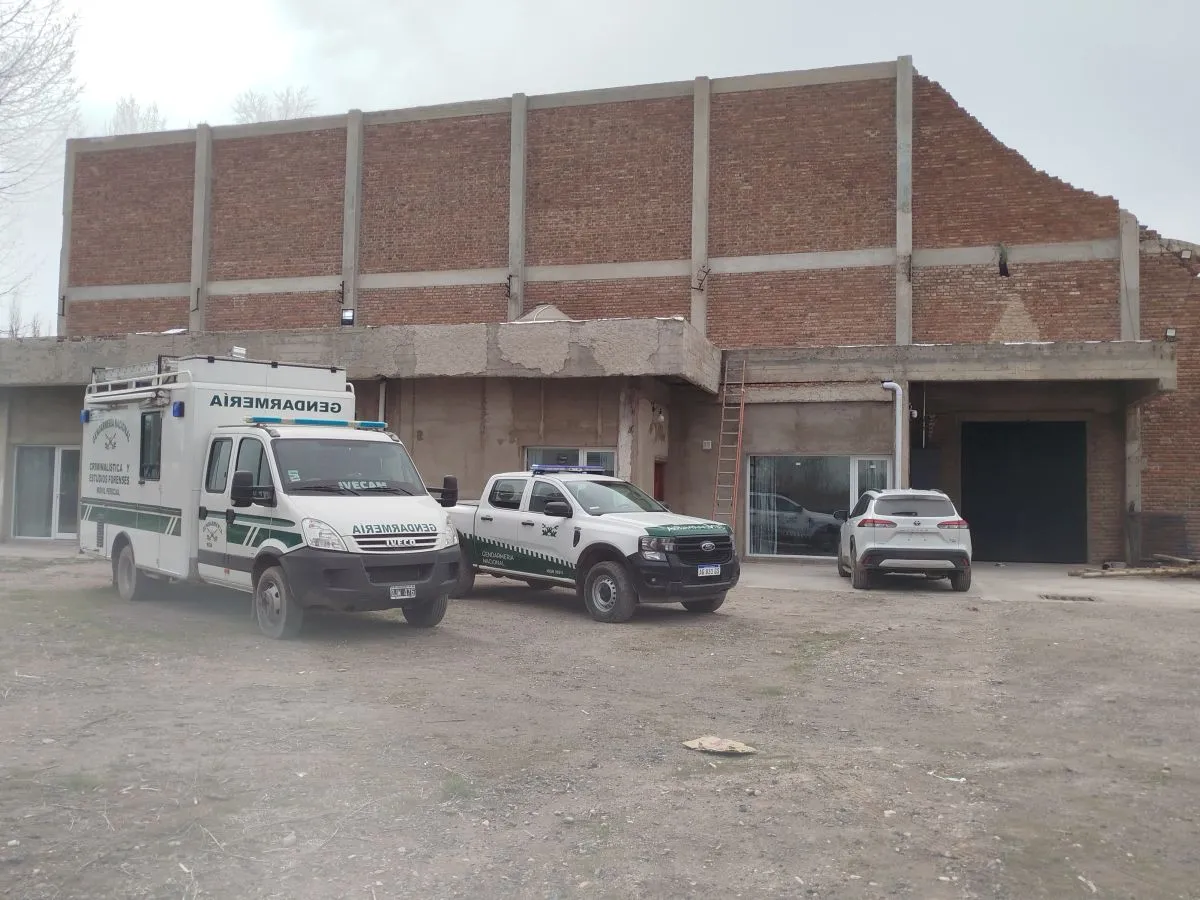 El allanamiento se realiz&oacute; ayer en una chacra de Cinco Saltos.