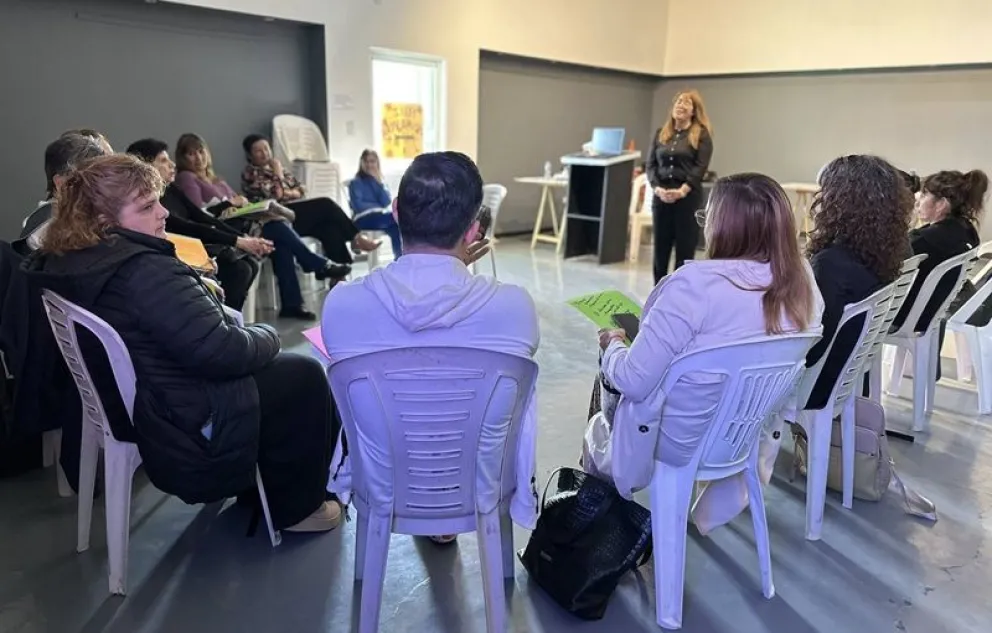 Este jueves se hizo el primer encuentro sobre derechos de infancias y adolescencias. (Foto gentileza)