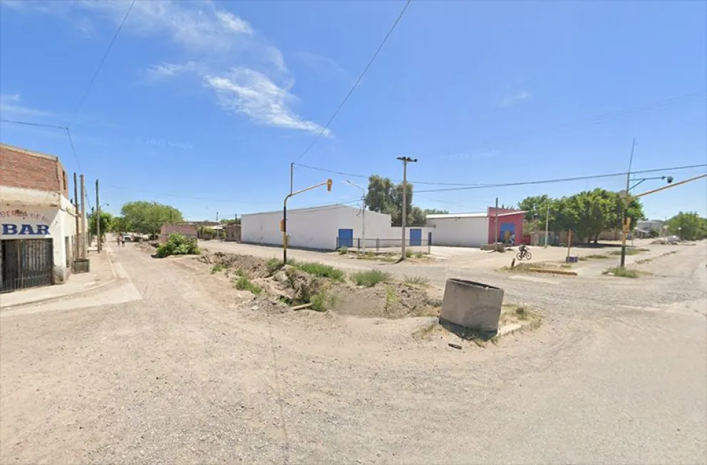 La interrupción del servicio de agua será por  obras en la intersección en Mitre y Antártida. (Foto archivo)