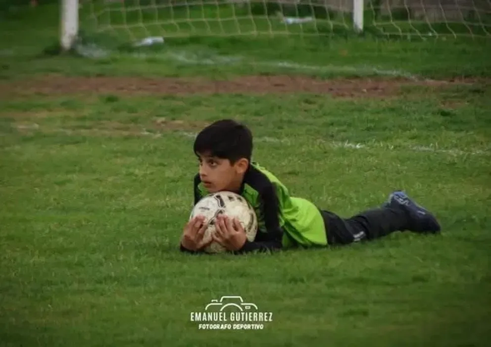 Javier iba a sexto grado y era el arquero de Pillmatún de la categoría predécima (imagen gentileza)