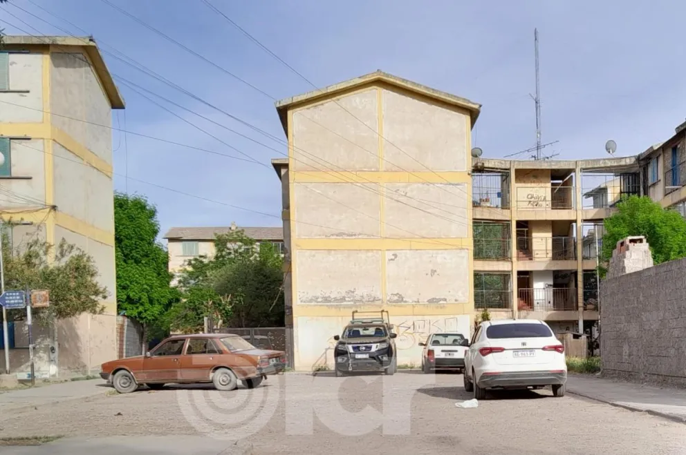 Uno de los allanamientos se concretó en el barrio San Martín. 