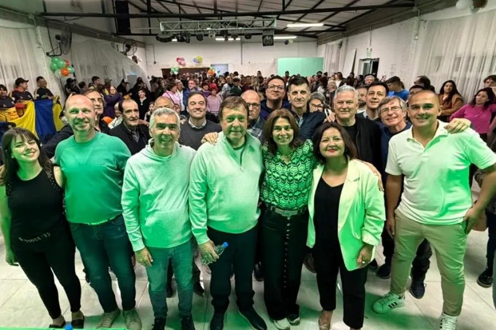 Unas 600 personas acompañaron a los candidatos de Juntos Defendemos Río Negro.