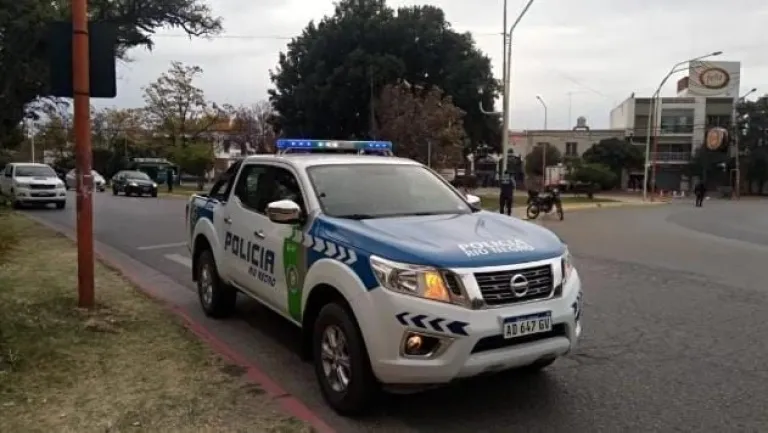 La Brigada de Investigaciones y la Fiscal&iacute;a analizan las c&aacute;maras de seguridad y relevaron huellas en el local afectado. Foto: archivo.
