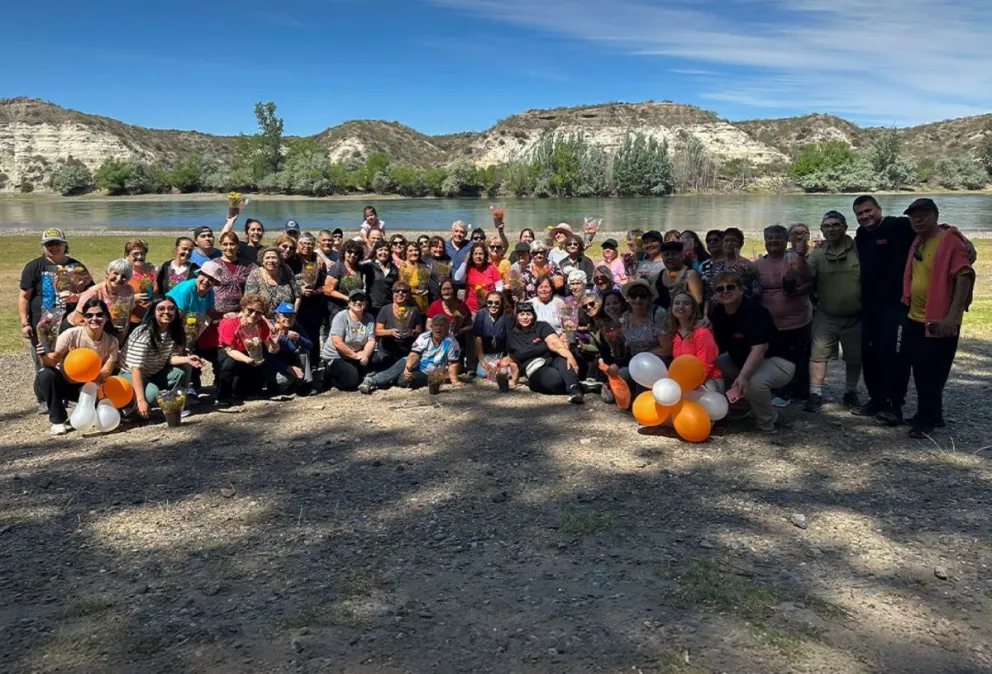 Una gran cantidad de abuelos y abuelas participaron de las actividades en la Isla 58. Foto: gentileza