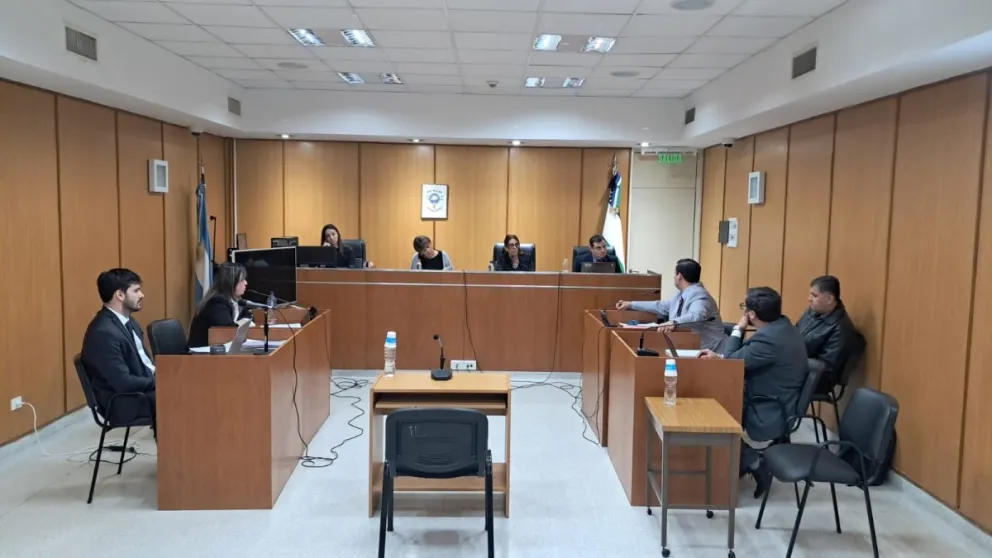 En la primera jornada el debate comenzó a las 9 y finalizará a las 14,30 en la sala 2 del edificio judicial de Roca. Foto MPF.