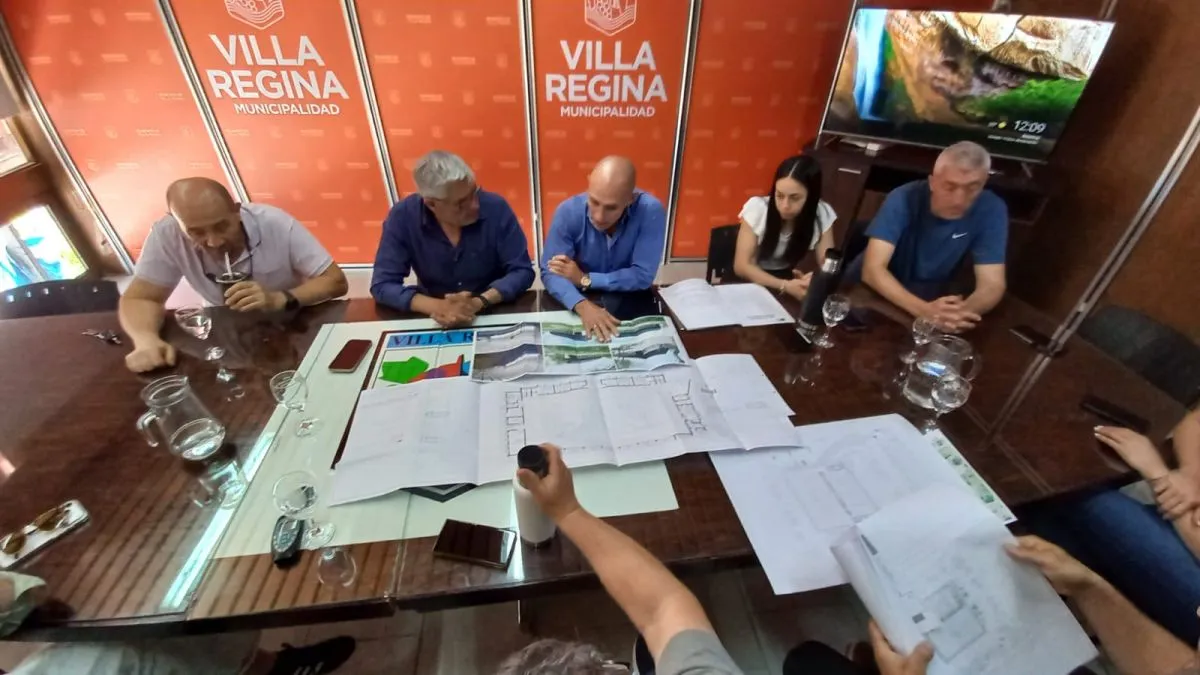 Durante la presentación del proyecto, las autoridades dijeron que el plazo de ejecución de la obra es de un año y medio. Foto LCR.