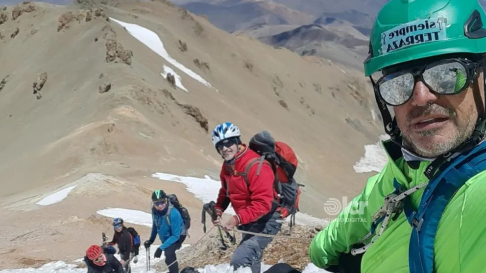 Los cinco protagonistas de la travesía solidaria. Foto: gentileza