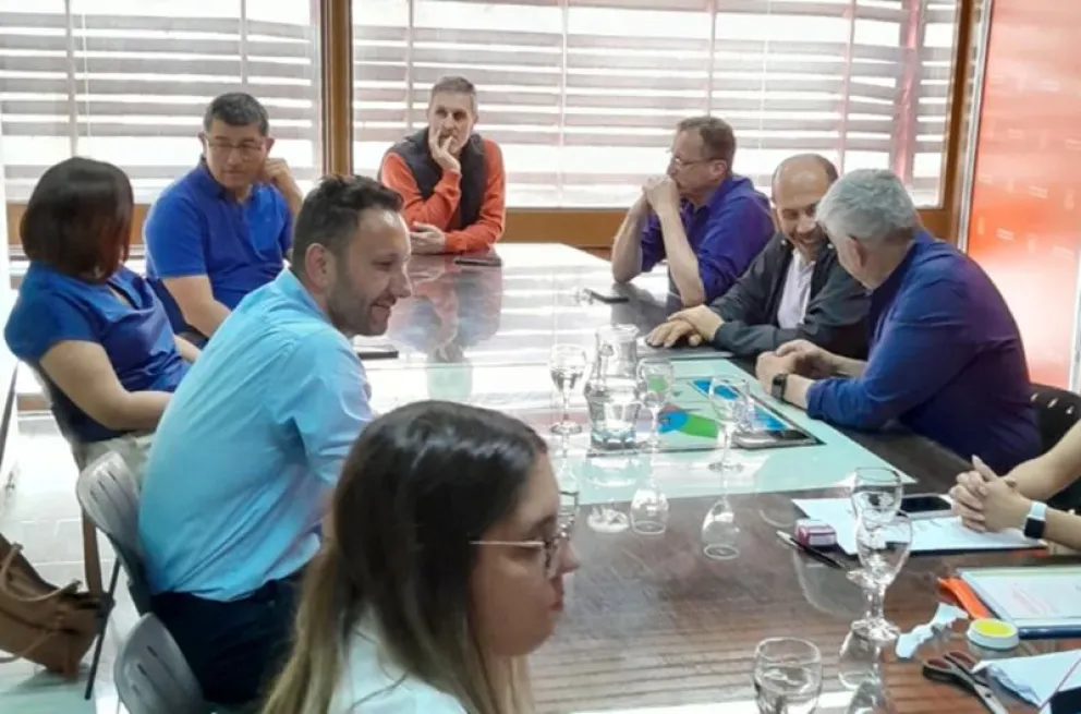 Una sola empresa presentó oferta para asfaltar 15 cuadras en dos barrios de la ciudad. Foto: gentileza