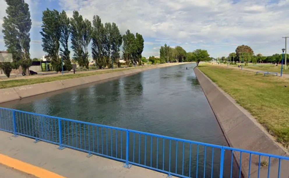 Los equipos para medir en tiempo real el nivel del canal principal de riego se instalarán en distintos puntos del curso. Foto: archivo