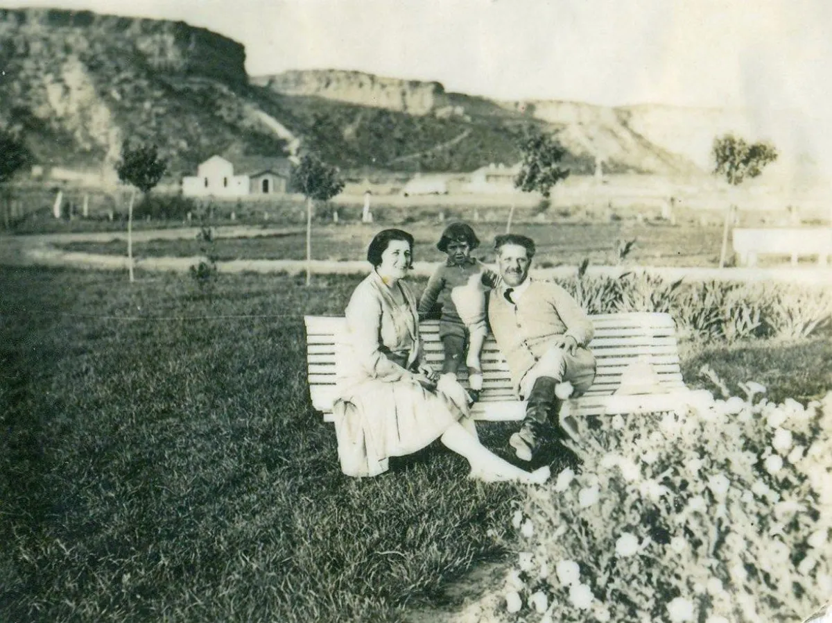Felipe Bonoli junto a su esposa Benedictta Cipolletti en abril de 1927. Foto Museo VR (archivo).