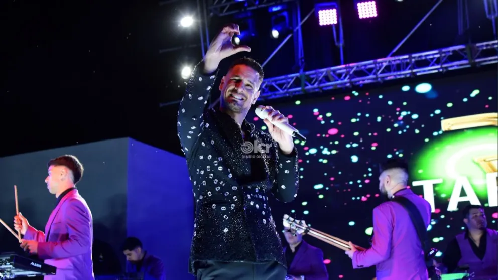 La simpatía y el talento característicos del cantante deslumbraron al público desde el primer instante. Foto: Celeste Cerezuela 