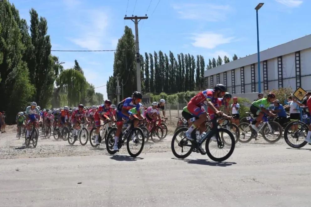 Este viernes se disputará la cuarta etapa, con largada y llegada en Allen. (Foto Tania Domenicucci)