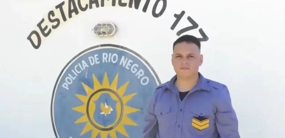 Rápidamente, el sargento tomó en brazos al pequeño Ciro y realizó la maniobra de heimlich. (Foto gentileza)