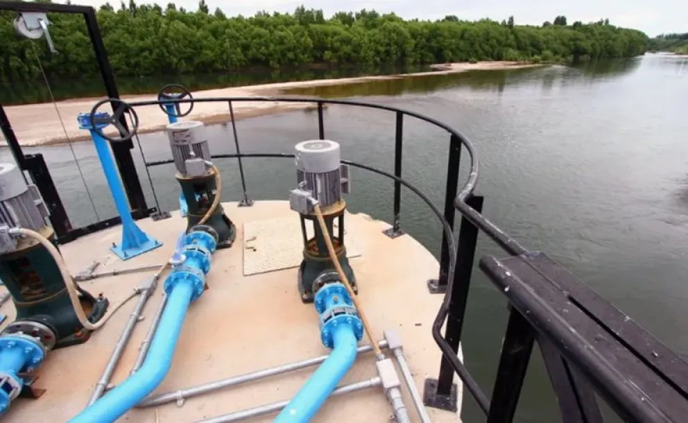 En los últimos días varias bombas de las plantas de captación se rompieron generando problemas con el servicio en Villa Regina. Foto: archivo