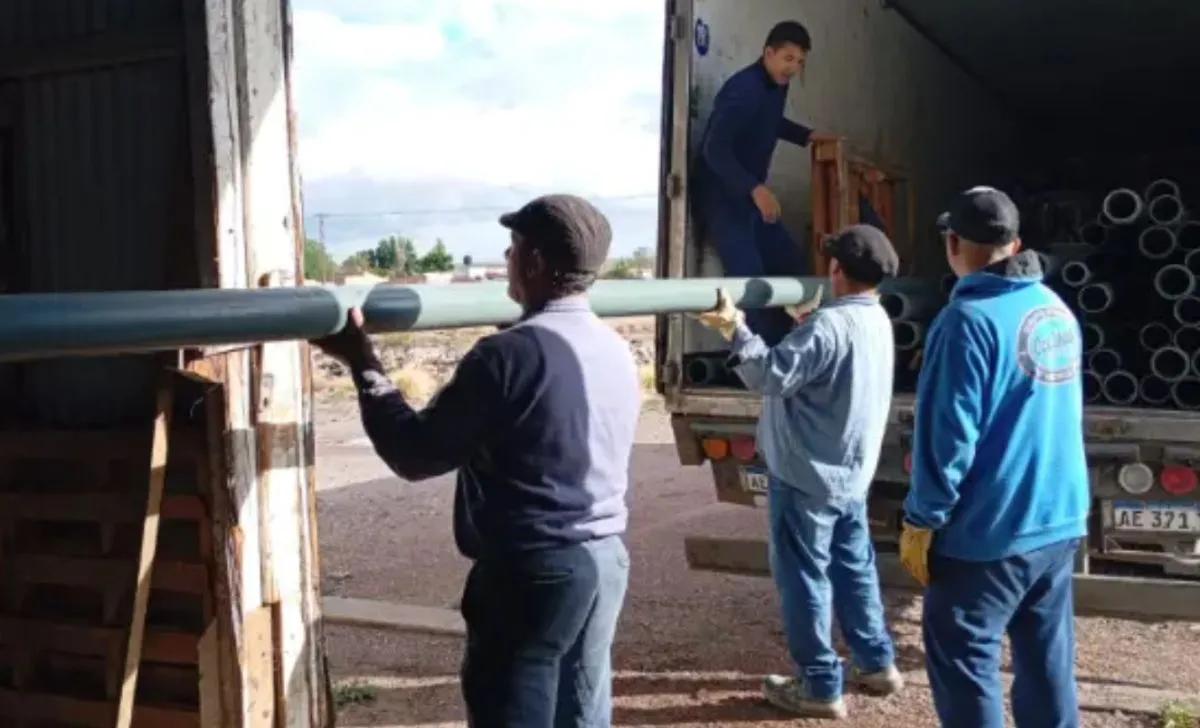 ARSA avanza con municipios en la ampliación de las redes en la provincia de Río Negro