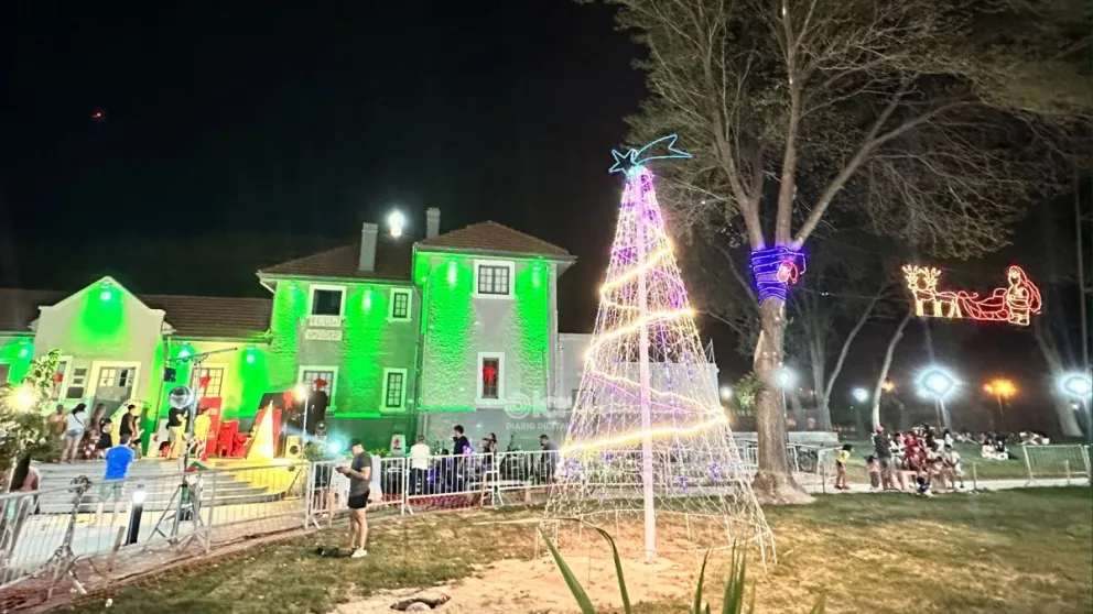 El año pasado, Papá Noel también había sido parte del encuentro con los más chicos. Foto: LCR