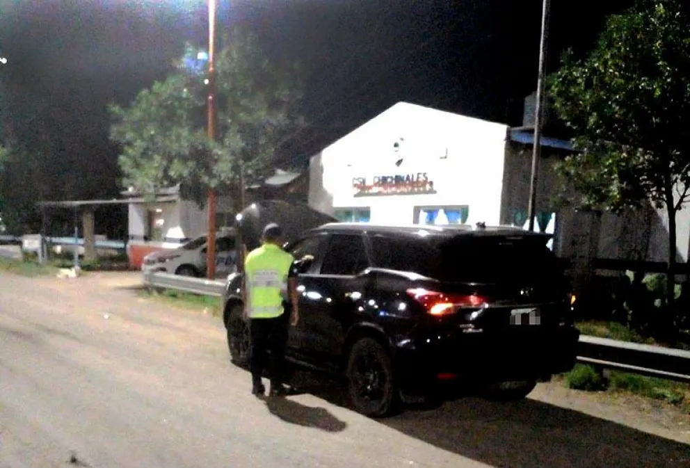 Sobre la camioneta pesaba un pedido de secuestro vigente y fue retenida en un operativo en Chichinales. Foto: gentileza