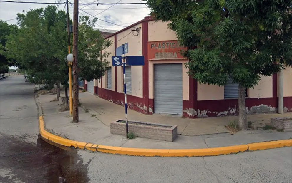 El negocio ubicado en la esquina de la avenida Italia y la calle Dorrrego fue el blanco de ladrones durante el feriado de Navidad. Foto: archivo