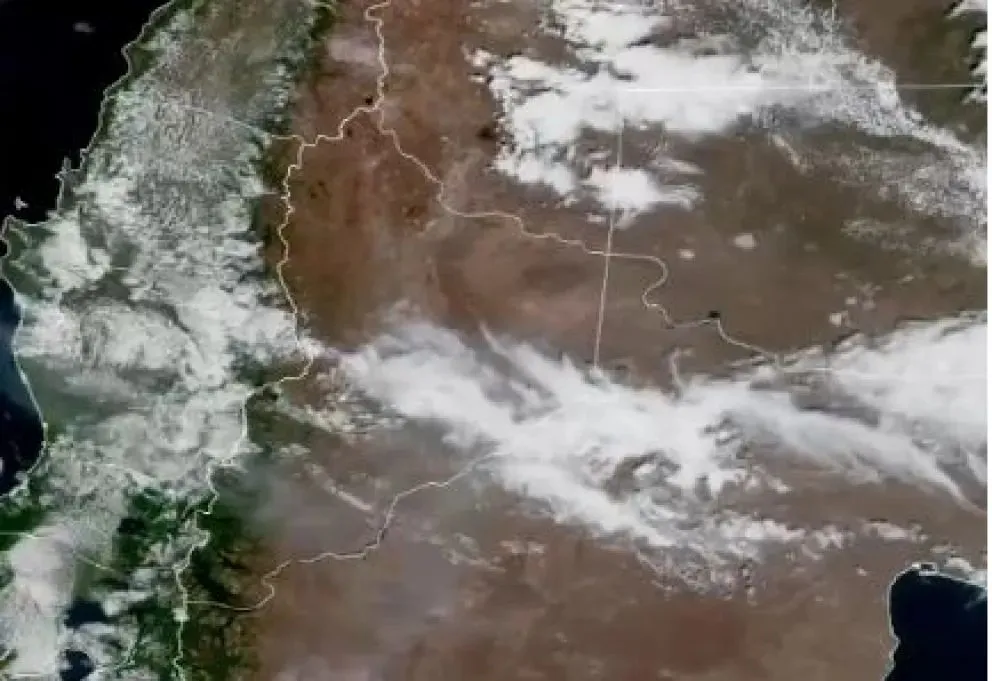 El viento empujó la columna hasta Cipolletti. foto gentileza
