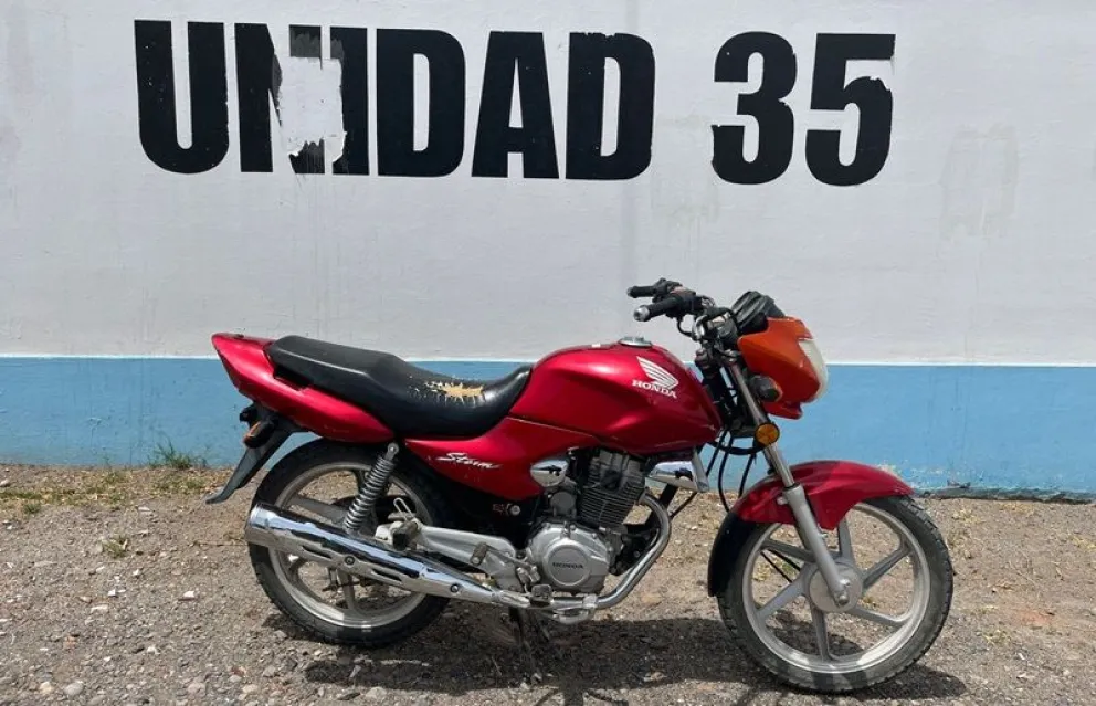 La moto había sido robada el jueves y en la mañana de este viernes fue recuperada por la policía en Regina. Foto: gentileza