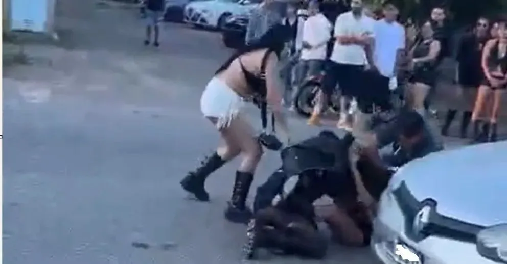 Parte de la agresión quedó registrada en un video que ya forma parte de la denuncia. Foto: gentileza lector ANRoca