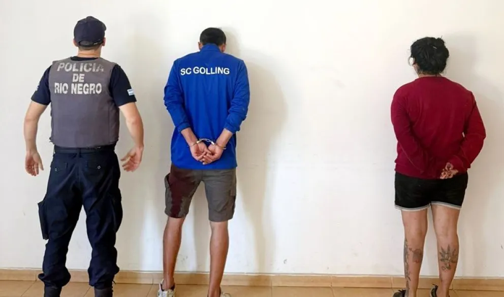 La pareja que protagonizó la pelea fue demorada, y el hombre quedó detenido por tener un pedido de captura vigente. Foto: gentileza