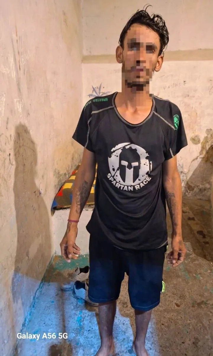 Hasta el momento no se dio a conocer la identidad del sujeto aprehendido. Foto Polic&iacute;a RN. 