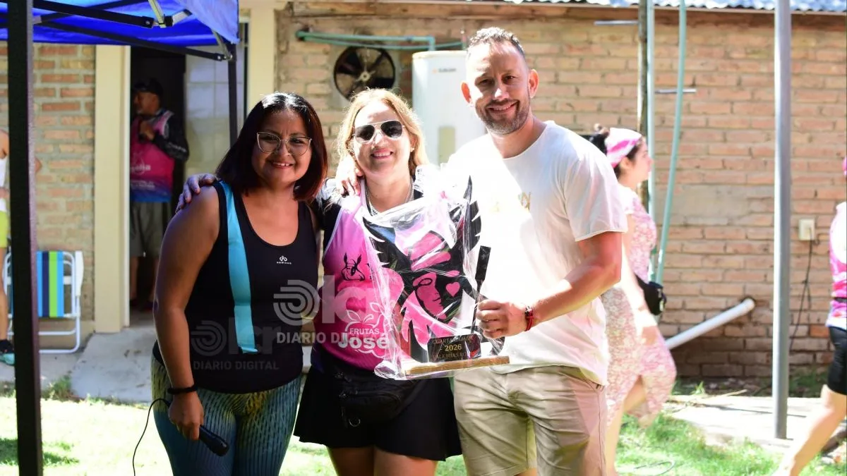Mar&iacute;a Eugenia Paillapi (concejal y conductora), Esther &ldquo;Gringa&rdquo; Gutierrez (presidente de Valkirias) y Maximiliano Garr&eacute; (presidente Concejo Deliberante)  