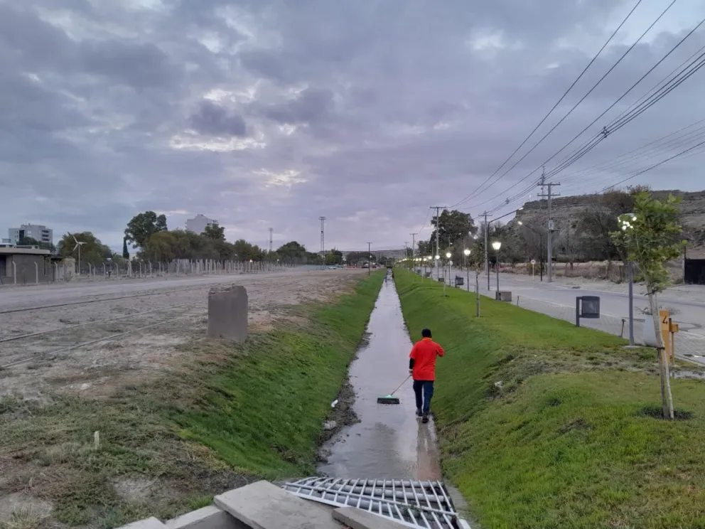Despedimos la semana con cielo cubierto y se anuncian lluvias para los próximos días. Foto LCR.