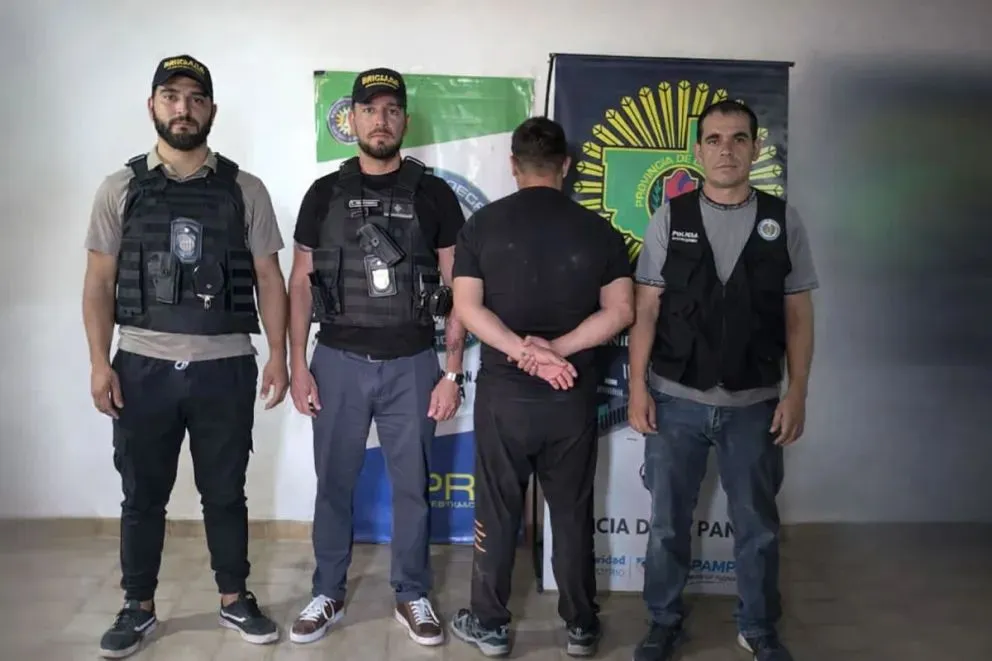 El operativo forma parte de una investigación iniciada en La Pampa por un robo millonario que derivó en allanamientos en varias ciudades de la Patagonia. Foto: Info Huella