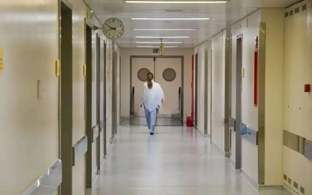 La mujer habría trabajado en hospitales y clínicas de Roca y Regina sin contar con un título habilitante; el Ministerio de Salud ya le dio de baja la matrícula. Foto: archivo