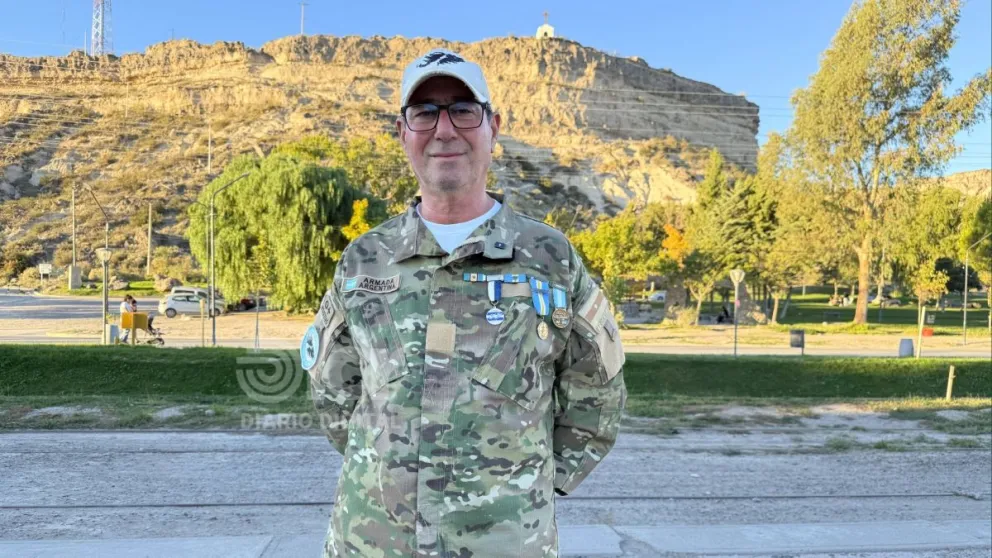 A 44 años de la guerra, Mario recuerda cómo vivió sus días en un territorio que fue, es y será argentino. Foto: Celeste Cerezuela - LCR