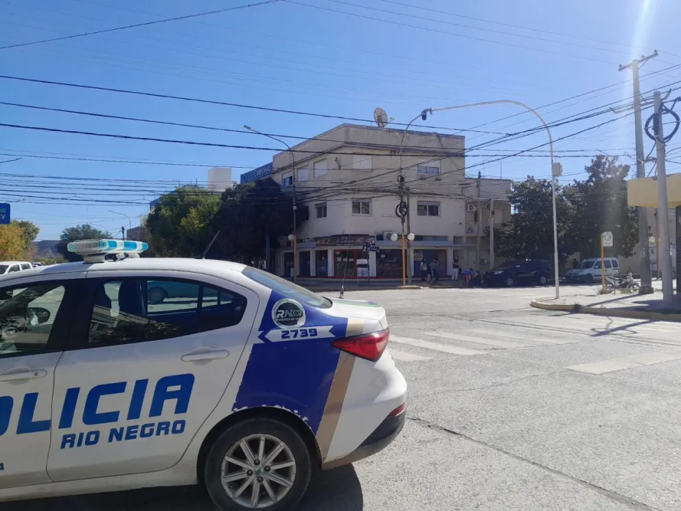 El robo a la carnicería y la sustracción de los portones del correo se produjeron entre fines de marzo y comienzos de abril. Foto LCR.