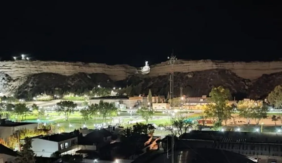 La propuesta del municipio es hacer una recorrida guiada por diferentes sectores del Paseo del Centenario. Foto: gentileza 